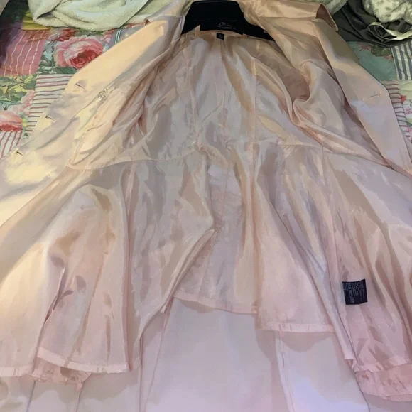 Blanc noir raincoat - Picture 7 of 8